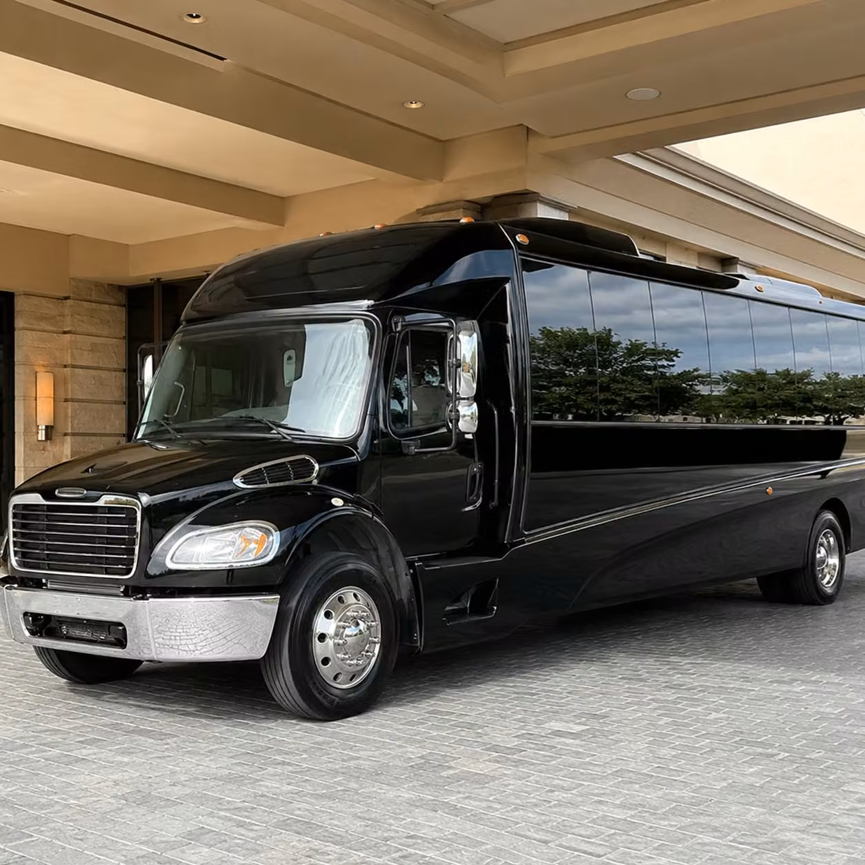yonkers 35 passenger minibus rental